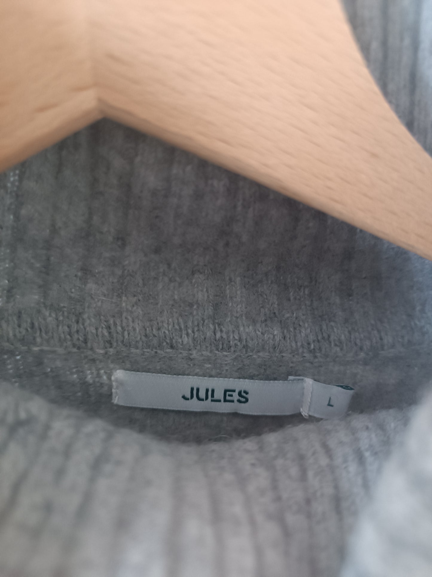 Pull col roulé en laine