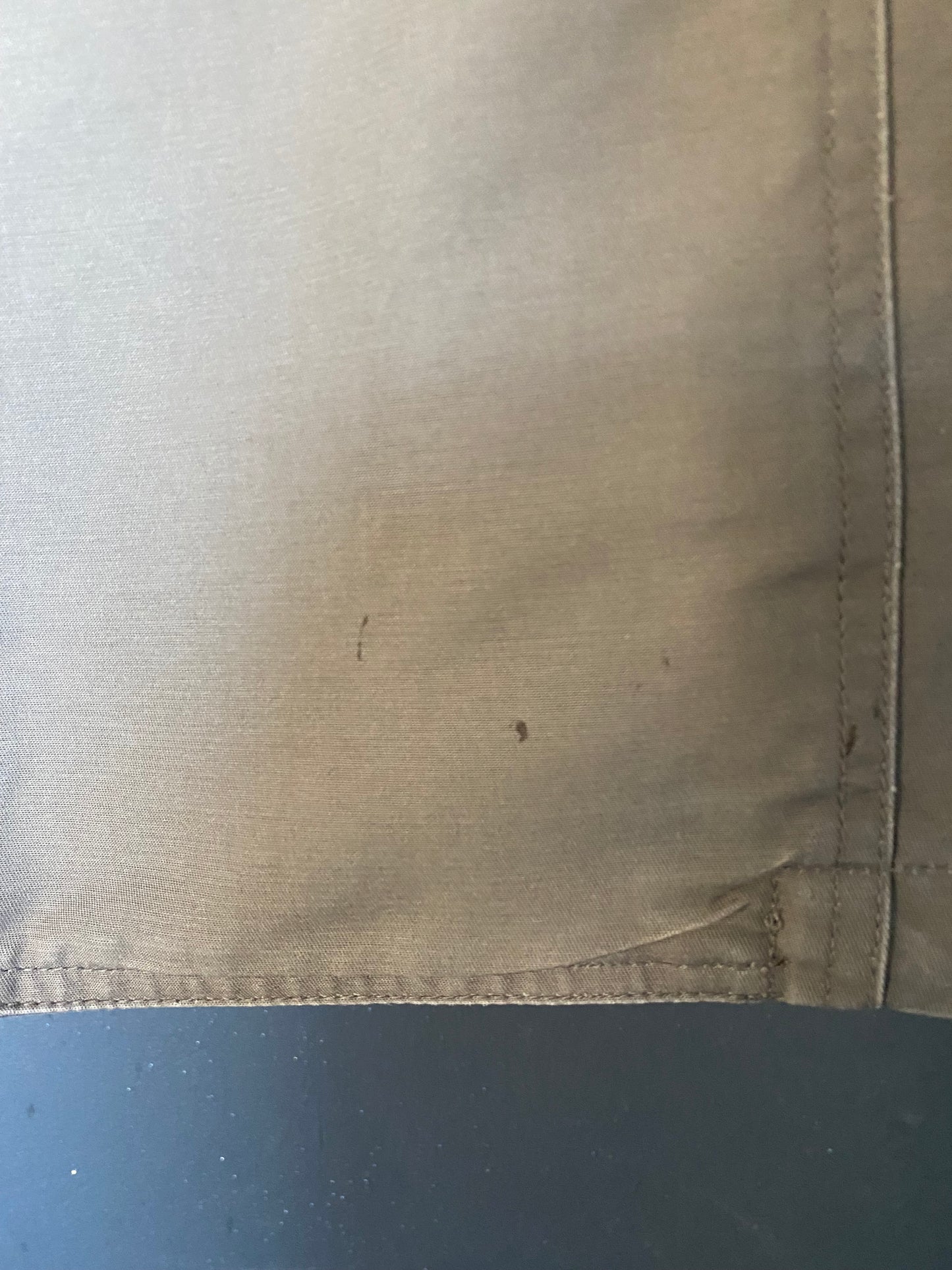 Trench court à ceinture coloris taupe (gris-marron)