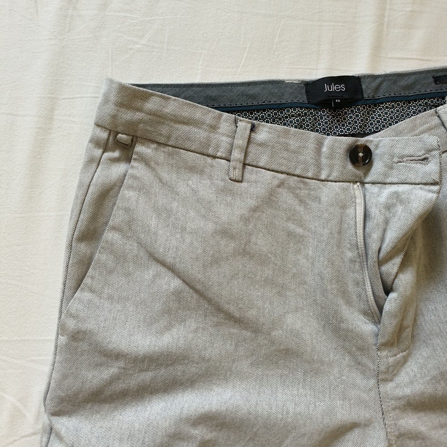 Pantalon Chino slim gris
