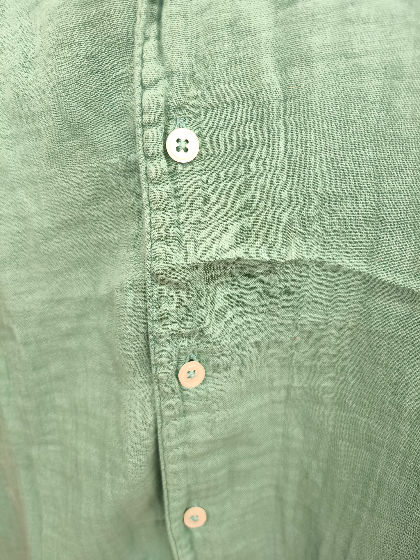Chemise vert pastel