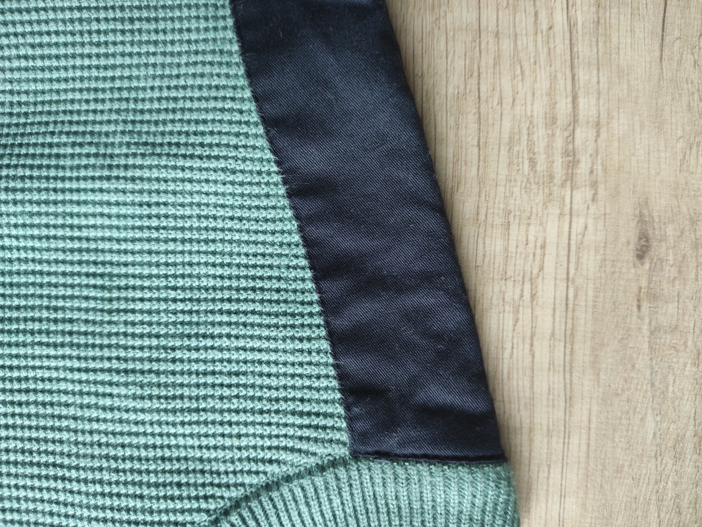 Pull à col rond et patch épaule