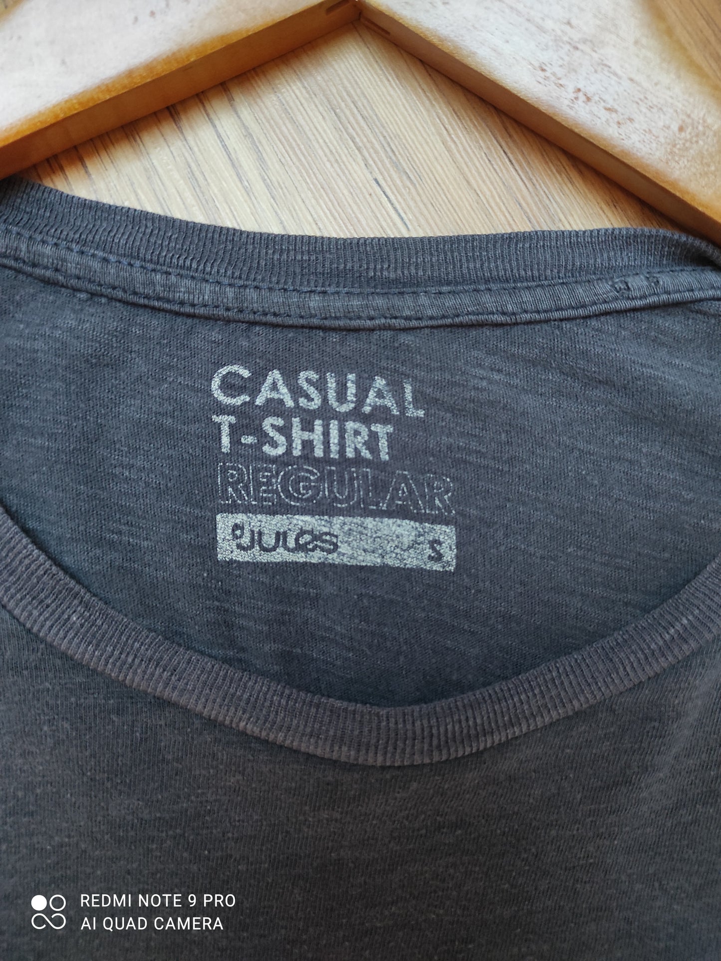 Tee shirt gris noir imprimé - S