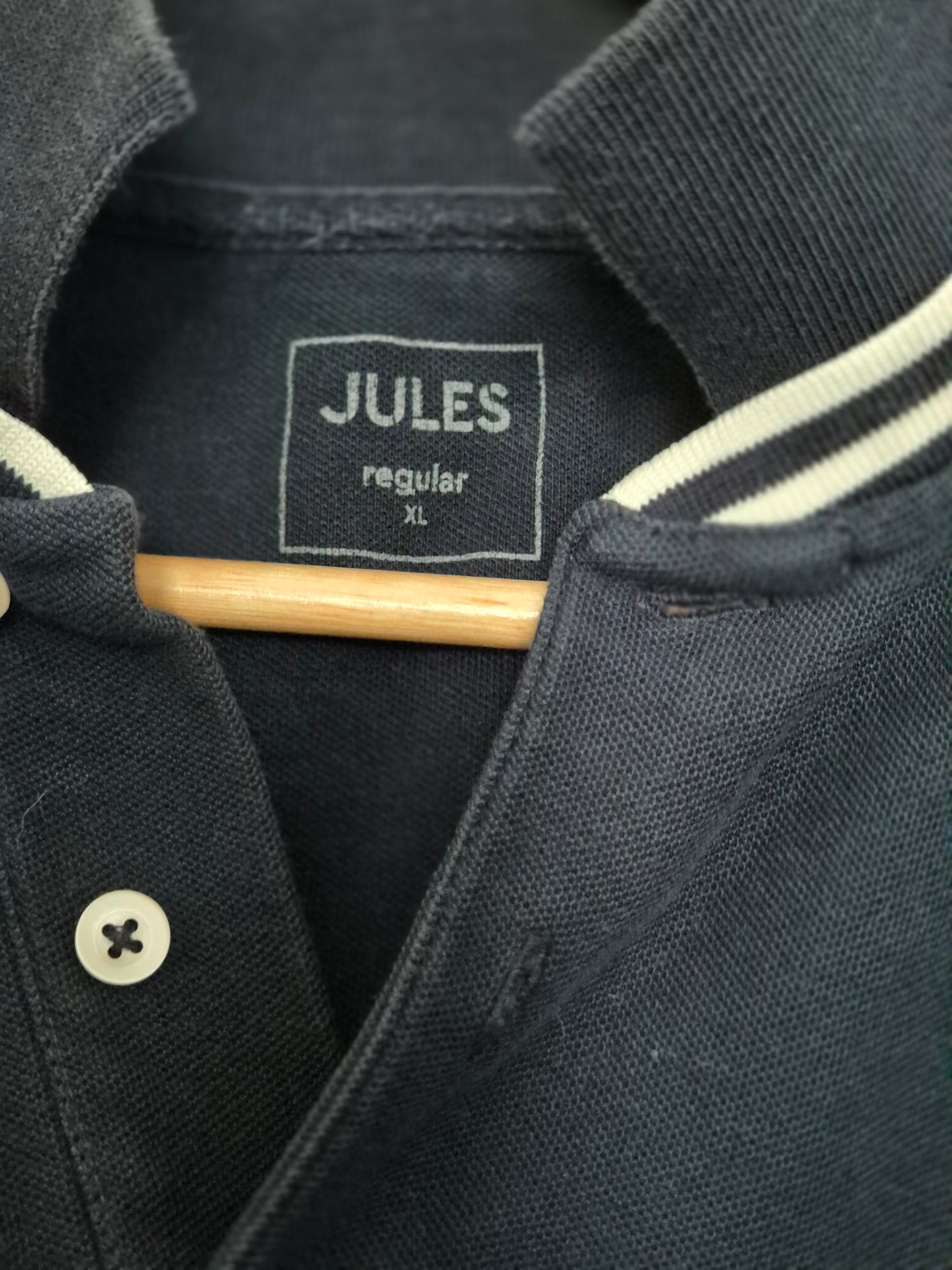 Polo manches courtes piqué brodé poitrine