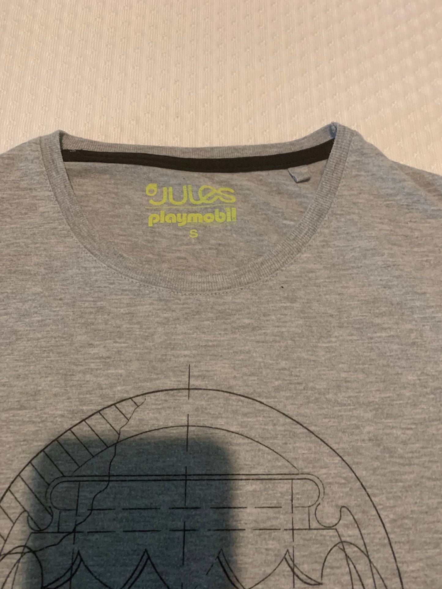 t-shirt gris playmobil
