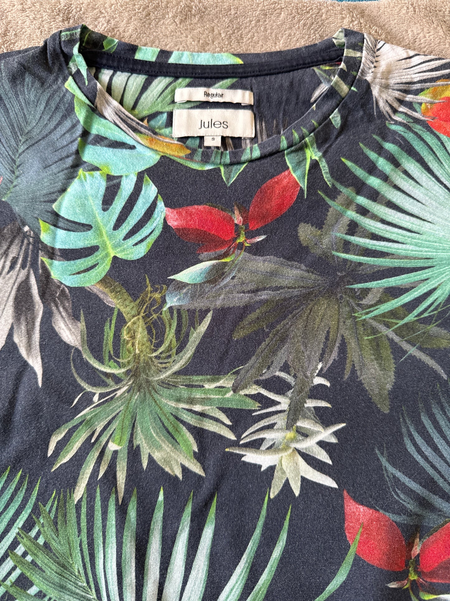 Tee shirt imprimé feuillages all over