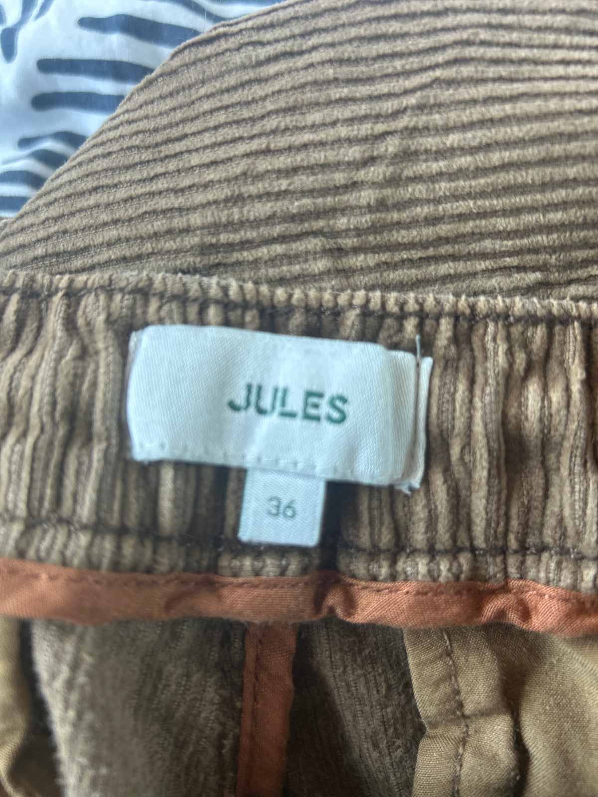Pantalon cargo en velours coton recyclé