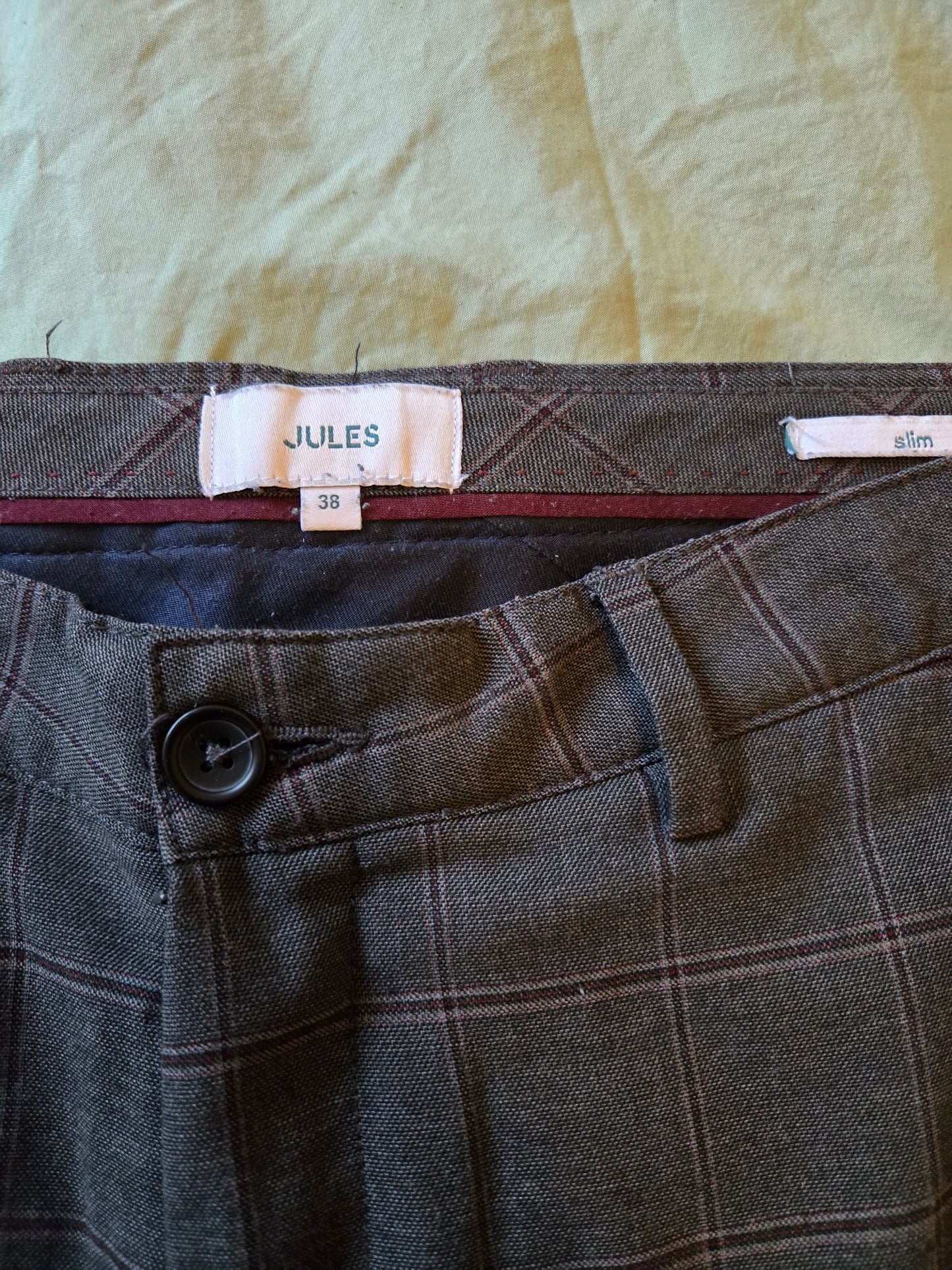 Pantalon chino à carreaux