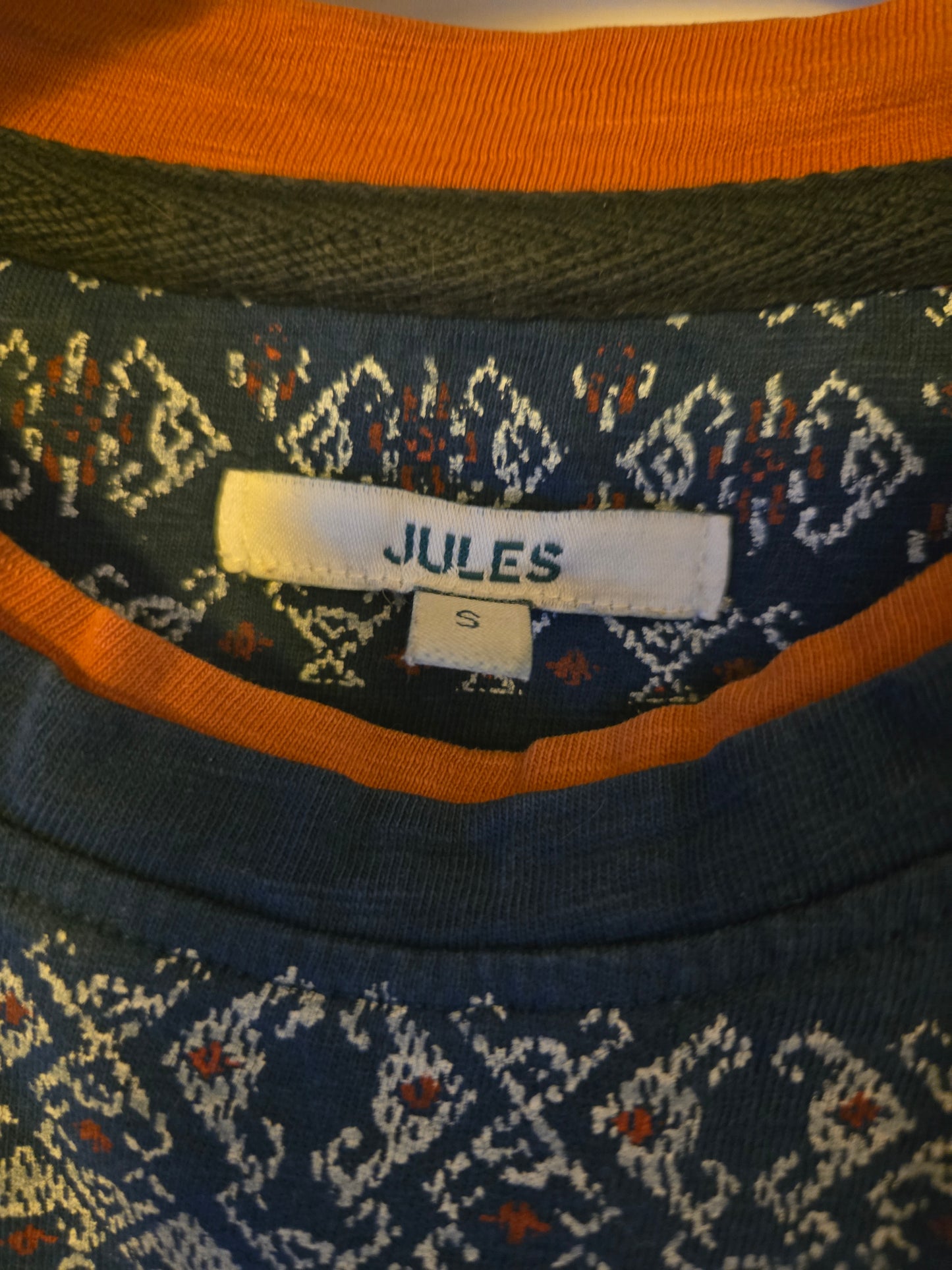 Tee-shirt imprimé double col