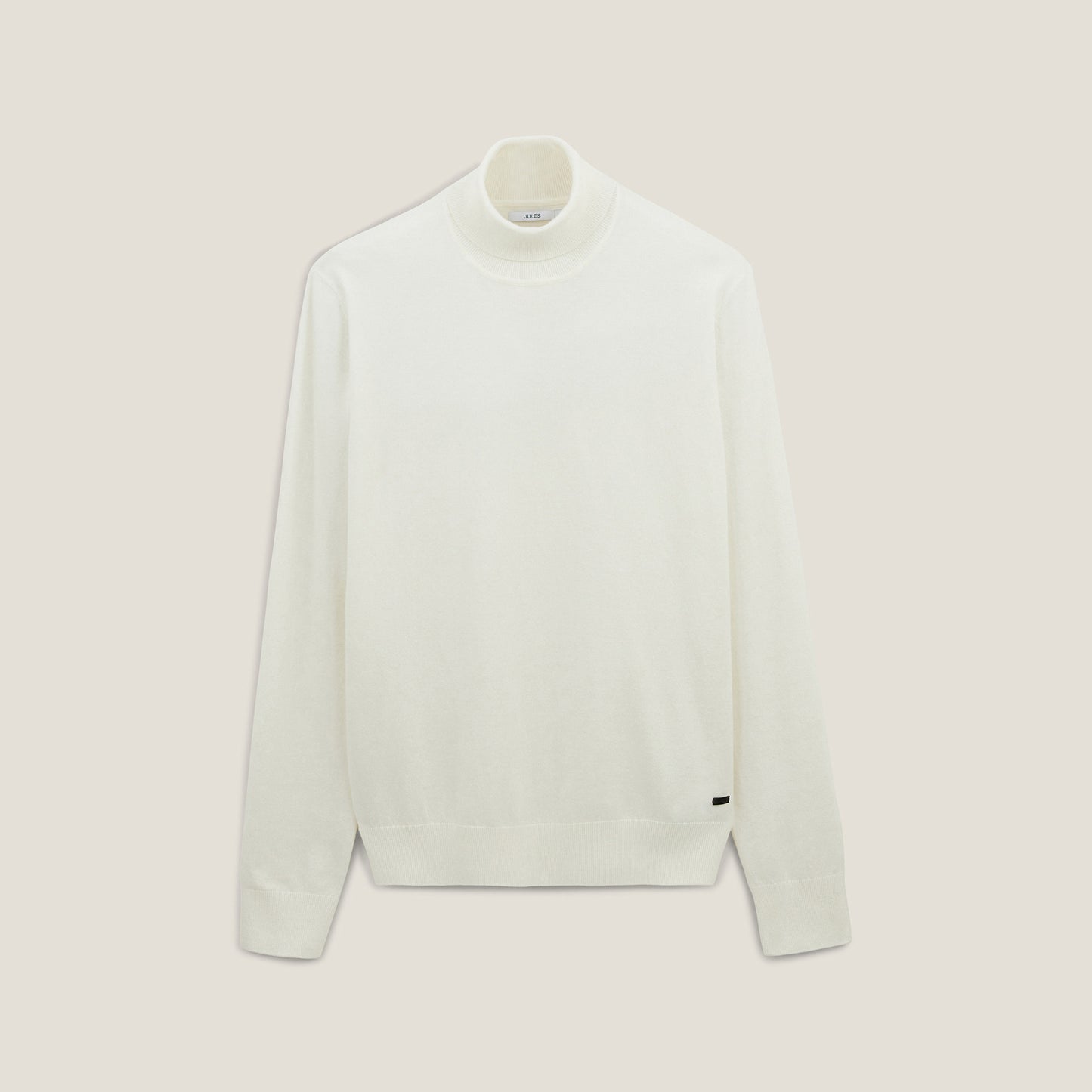 Pull col roulé essentiel