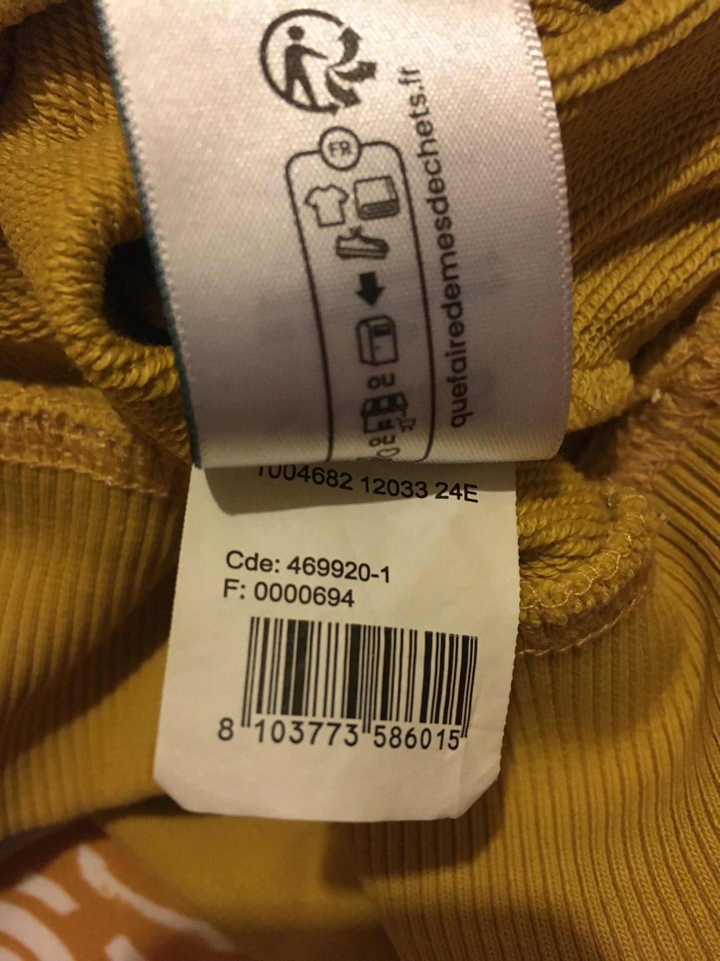 Sweat col rond broderie soleil poitrine