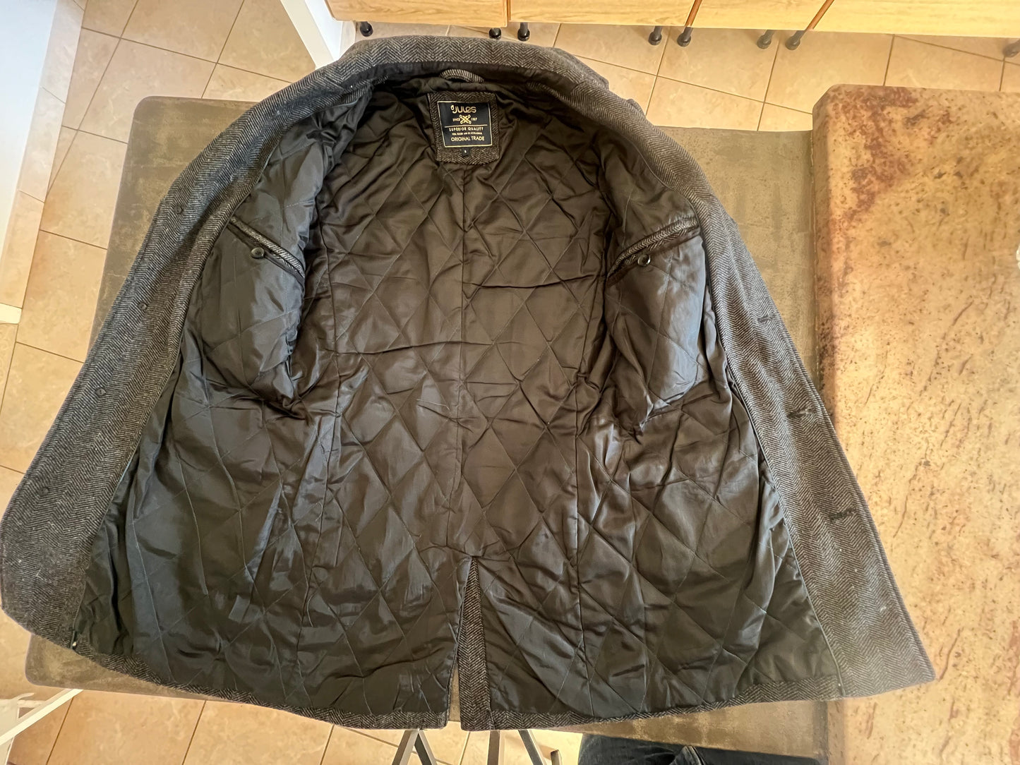 long manteau gris foncé