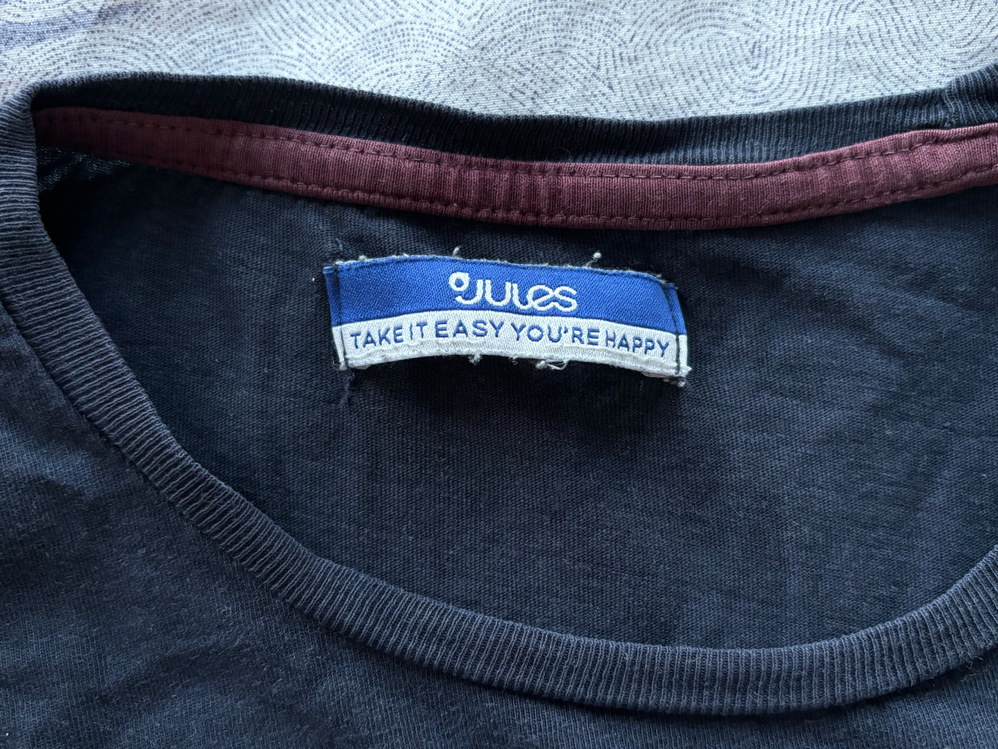 Tee shirt poche poitrine rayée