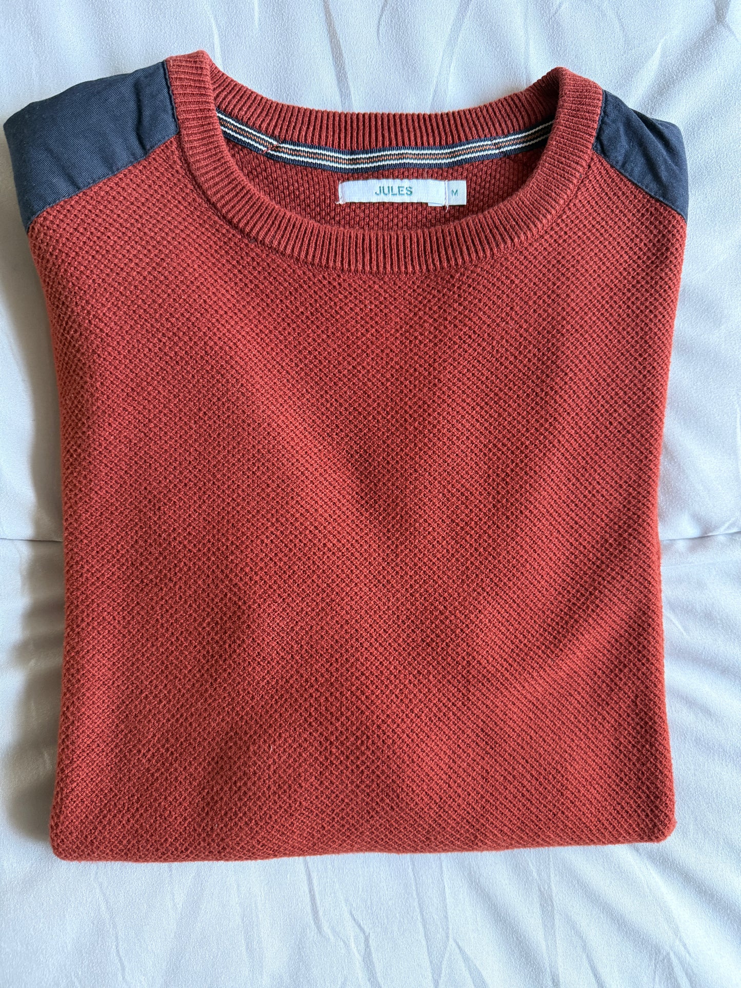 Pull col rond patch épaule