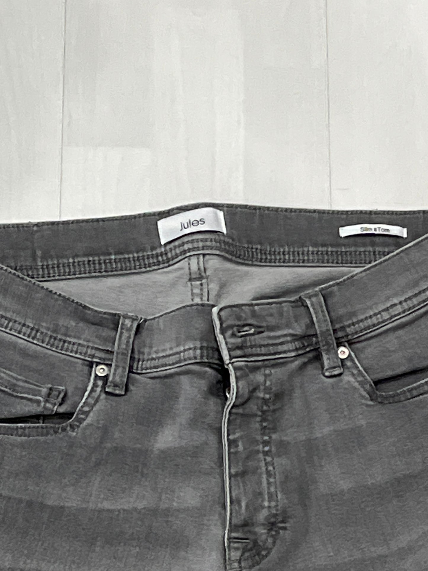 Jean Slim Gris 1er prix