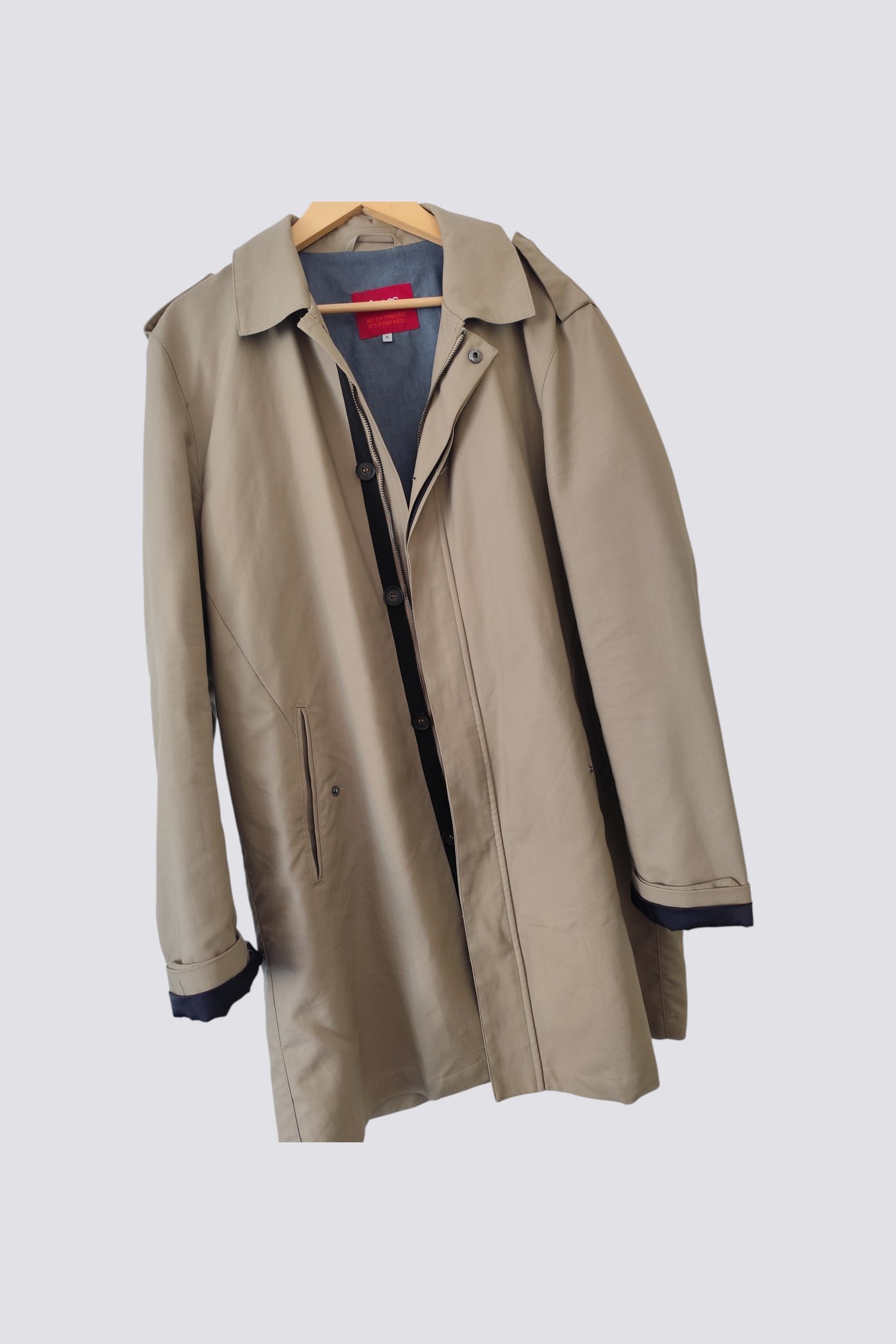 Trench-coat