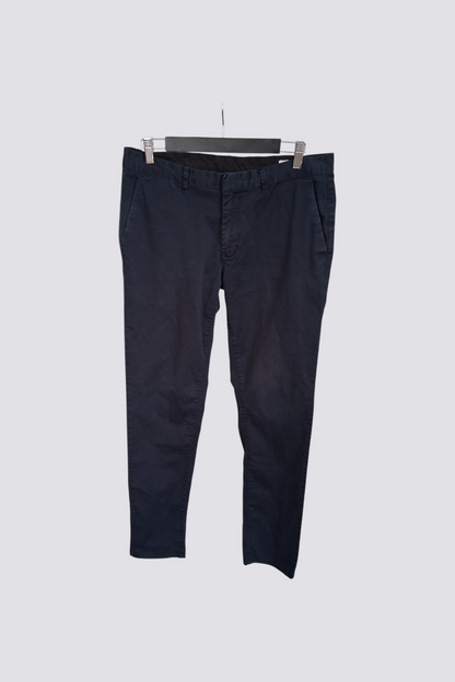Chino bleu marine