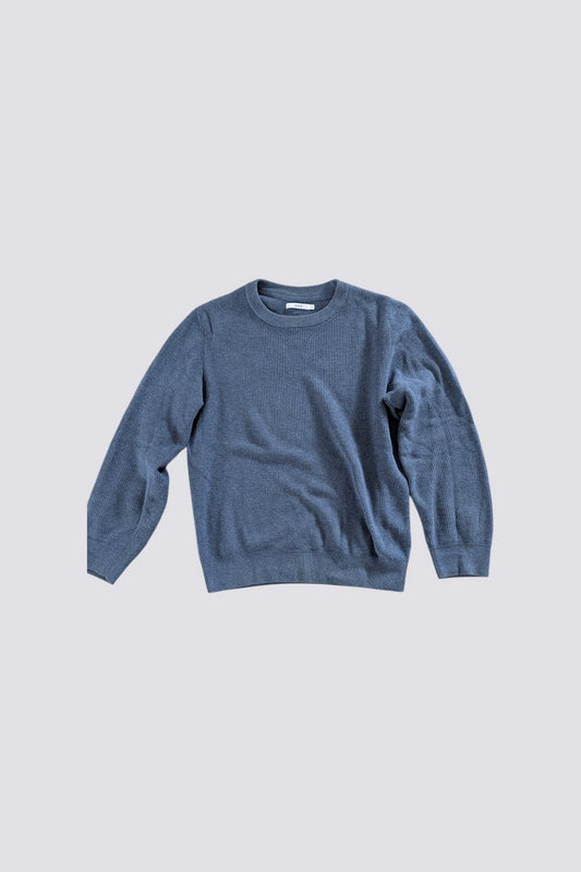 Pull bleu