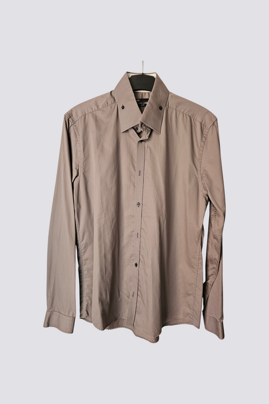 Chemise boutons carrés