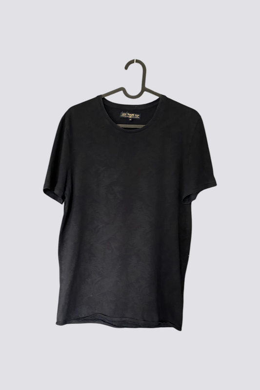 T-shirt marine motifs discrets imprimés