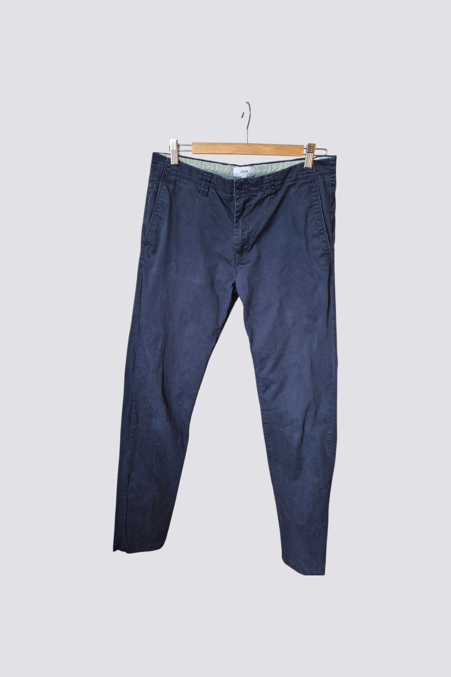 Chino bleu marine