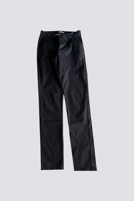 Chino slim noir T34