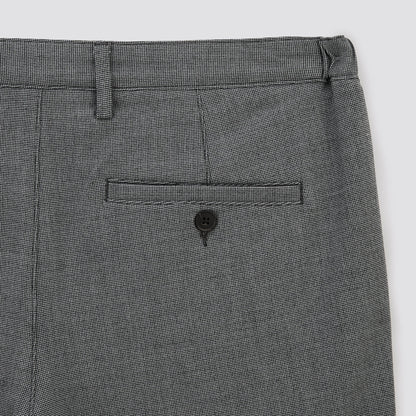 Pantalon chino slim elastiqué reliefé