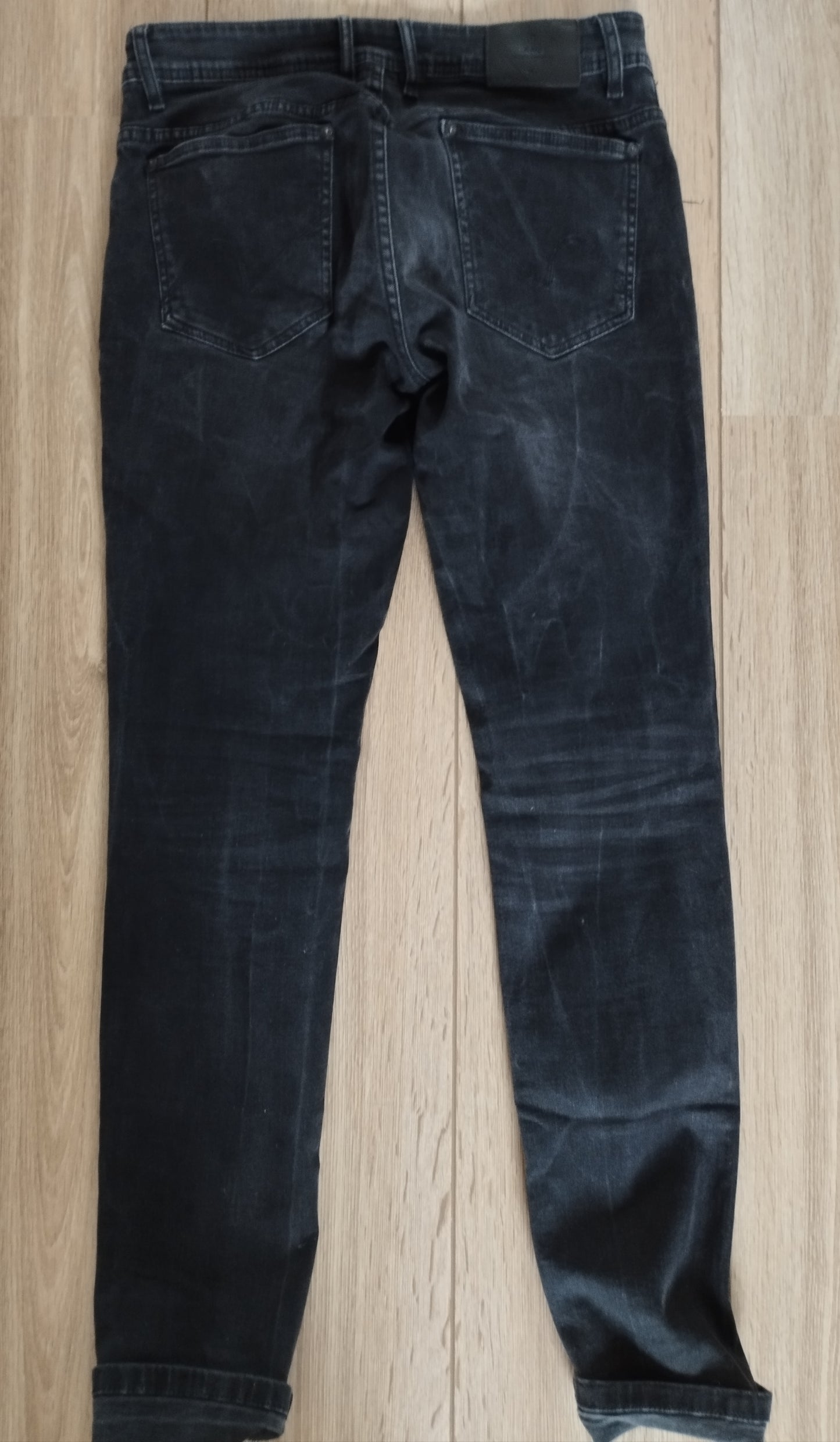 second_hand