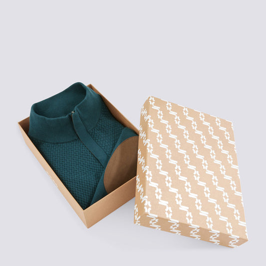 Pull col montant en boite cadeau coton /