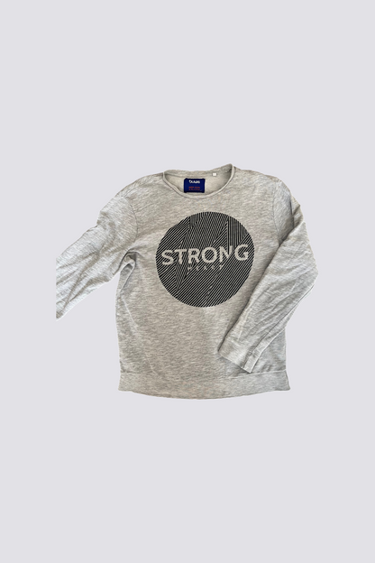 Sweat imprimé "Strong" devant
