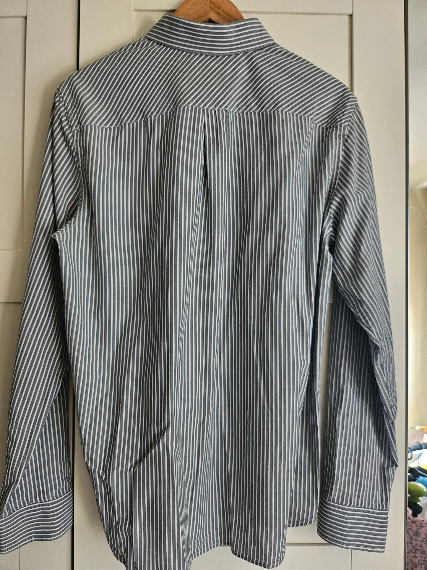 Chemise regular rayée en coton biologique