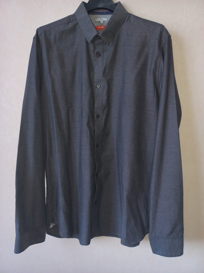 Chemise Reliefée Ajustée