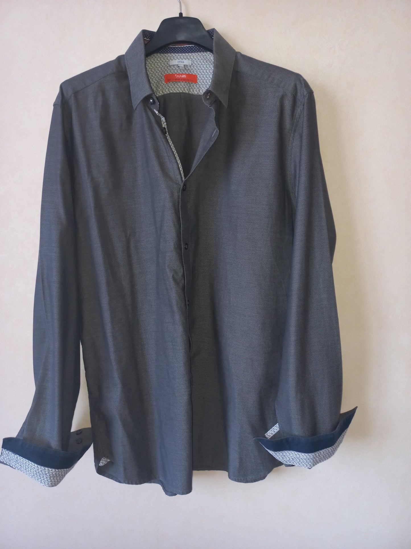 Chemise Reliefée Ajustée