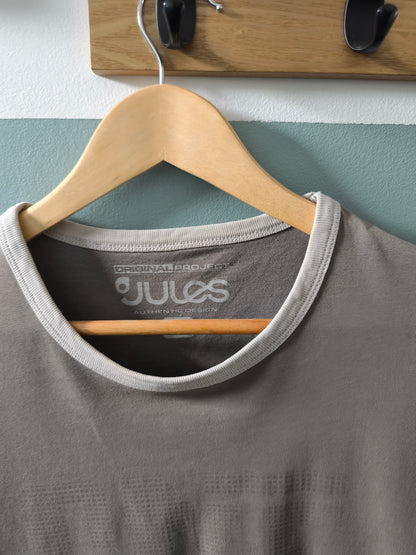 Tee shirt gris marron
