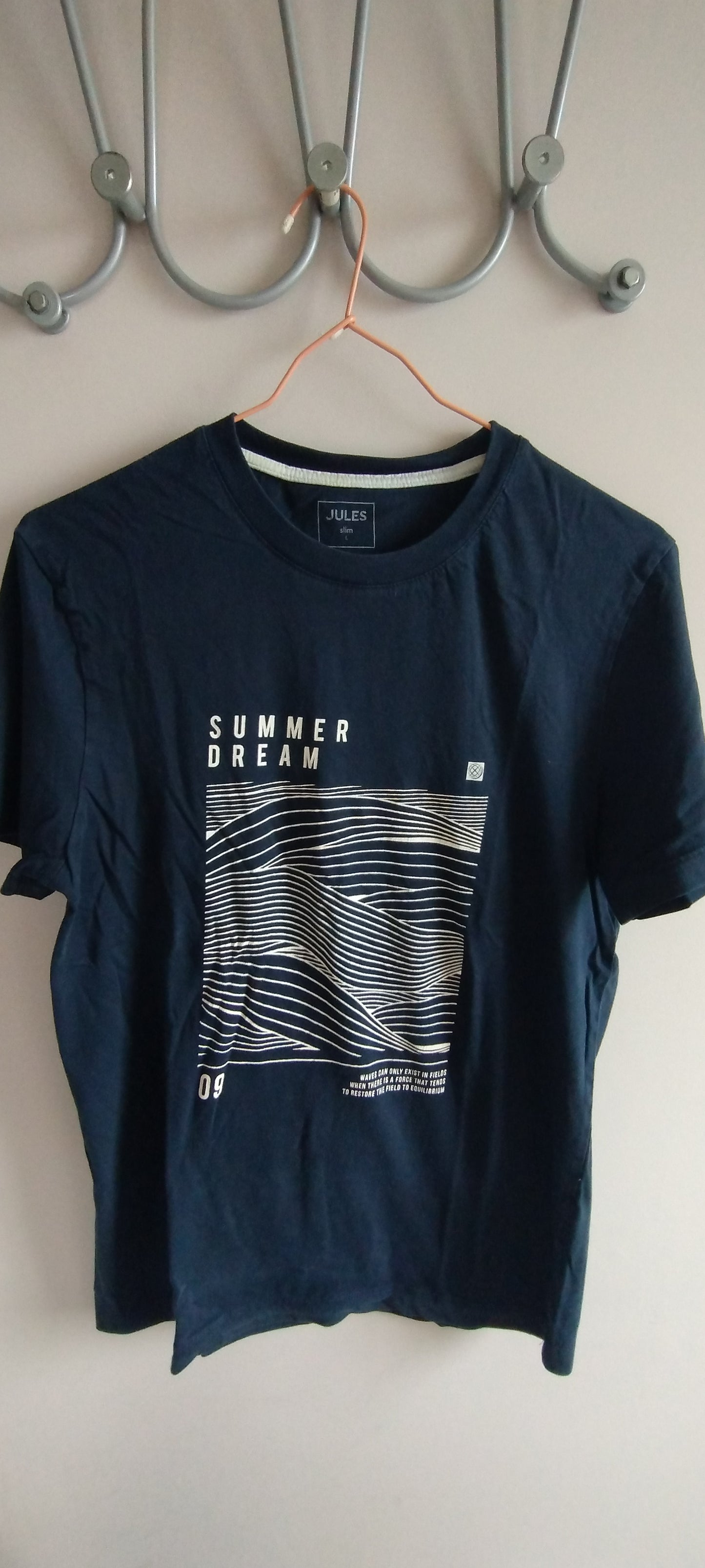 Tee shirt imprimé placé