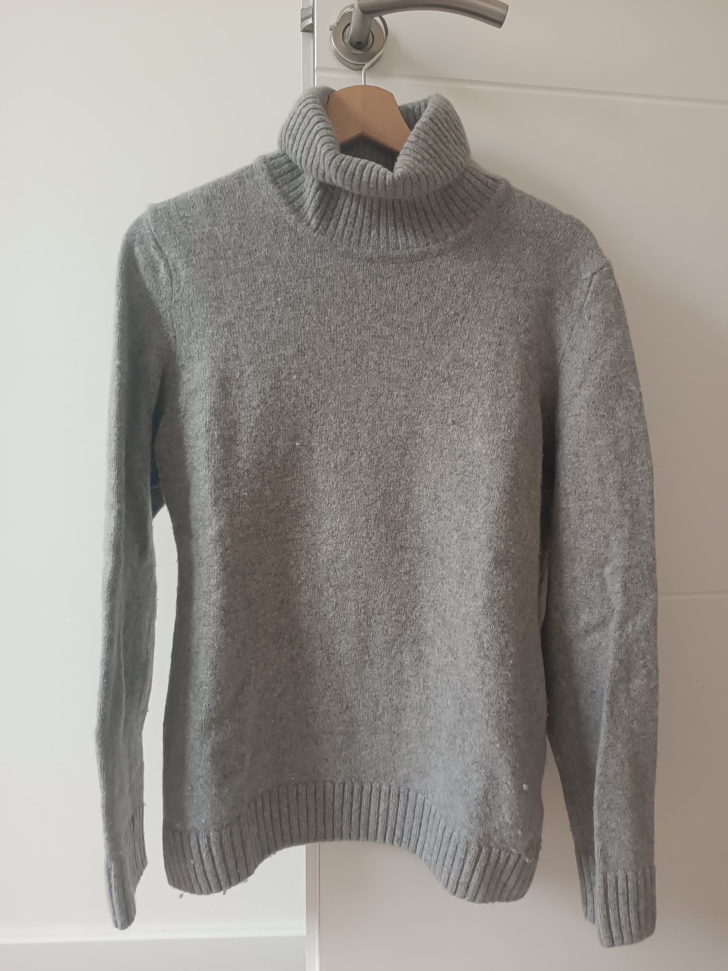 Pull col roulé en laine