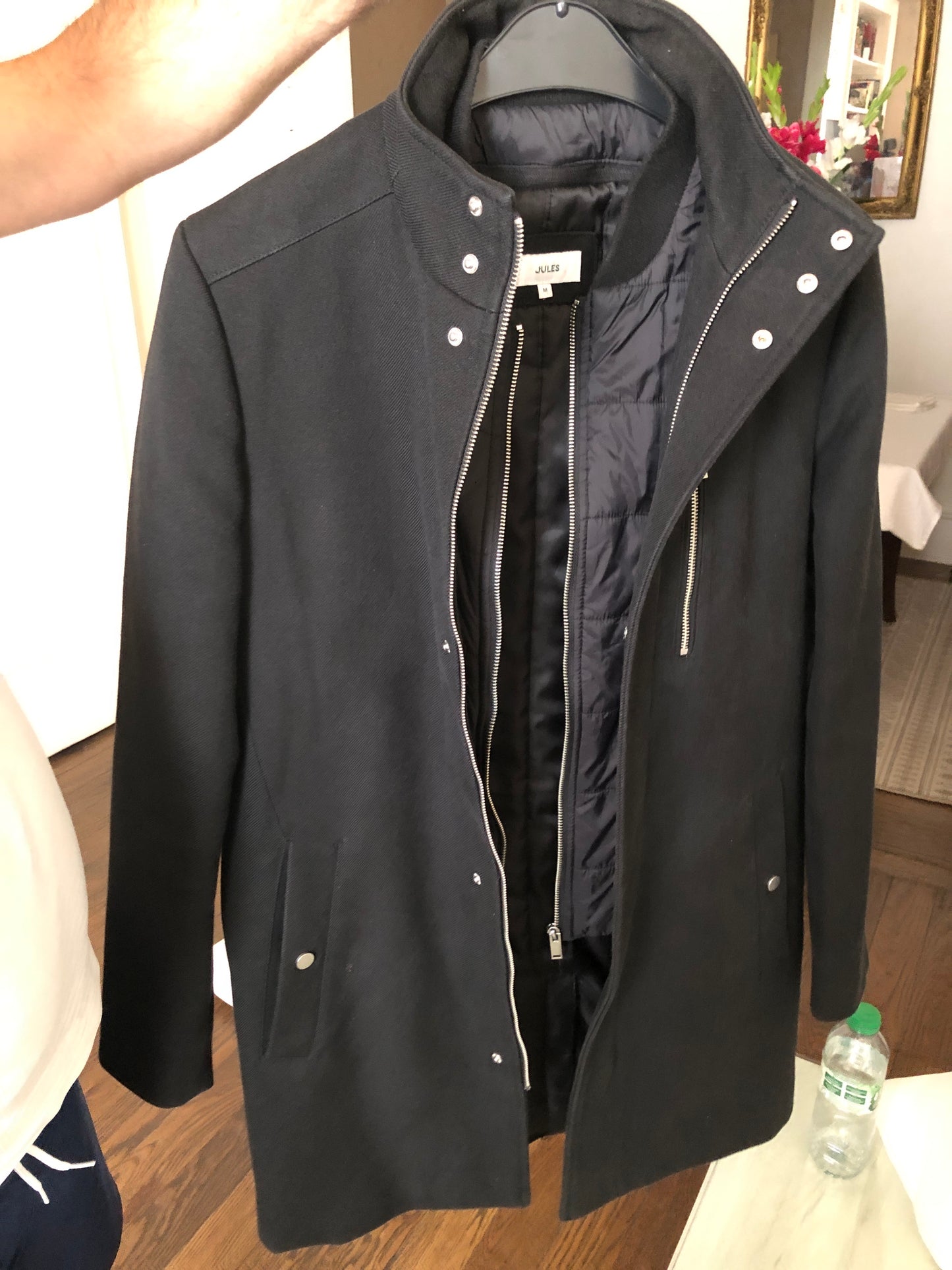 Manteau zippé col montant