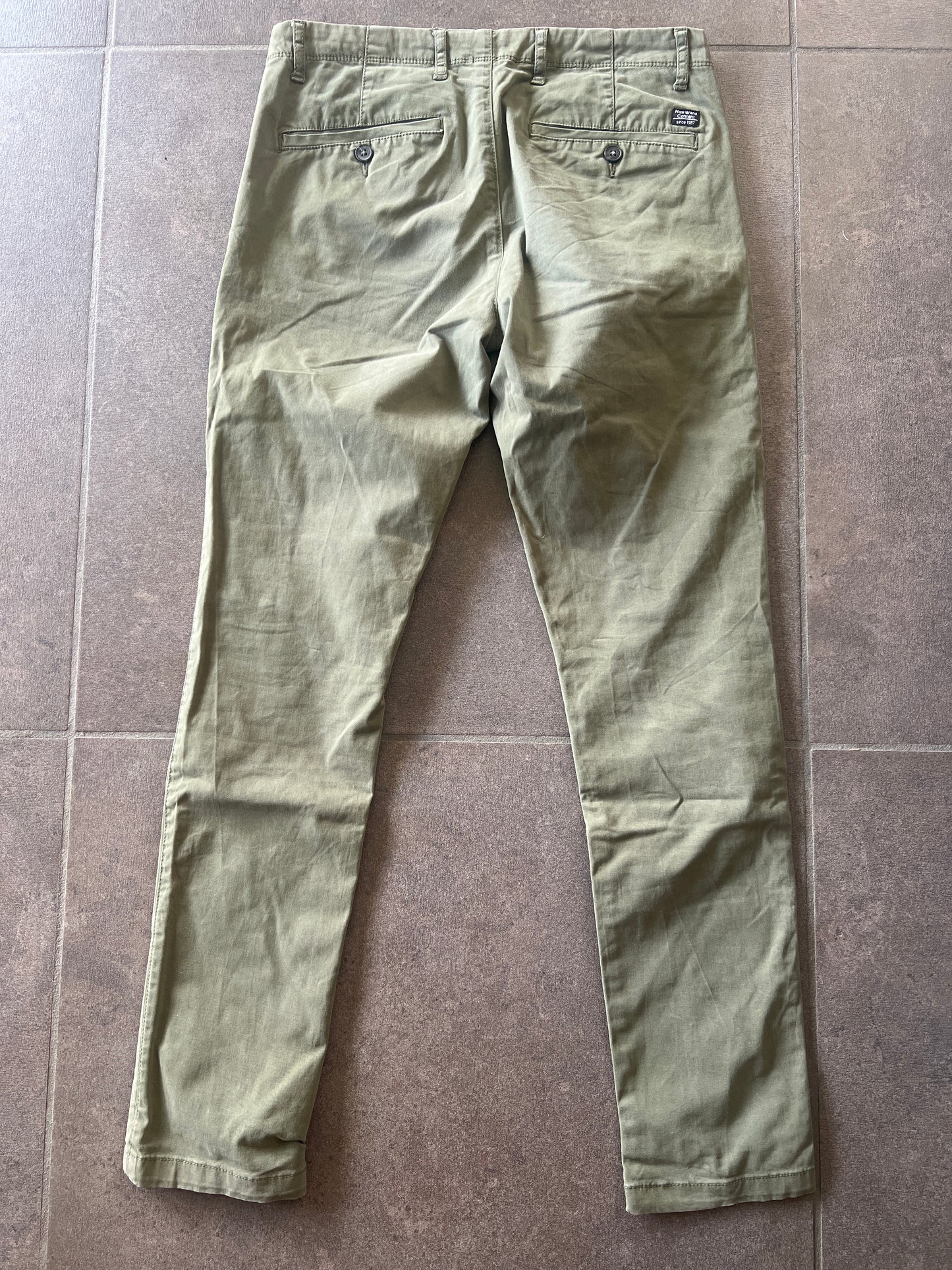 Pantalon slim Sasha kaki