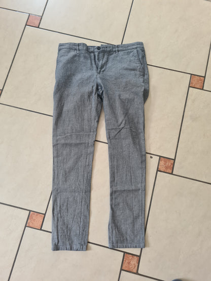 Chino droit matière reliefée