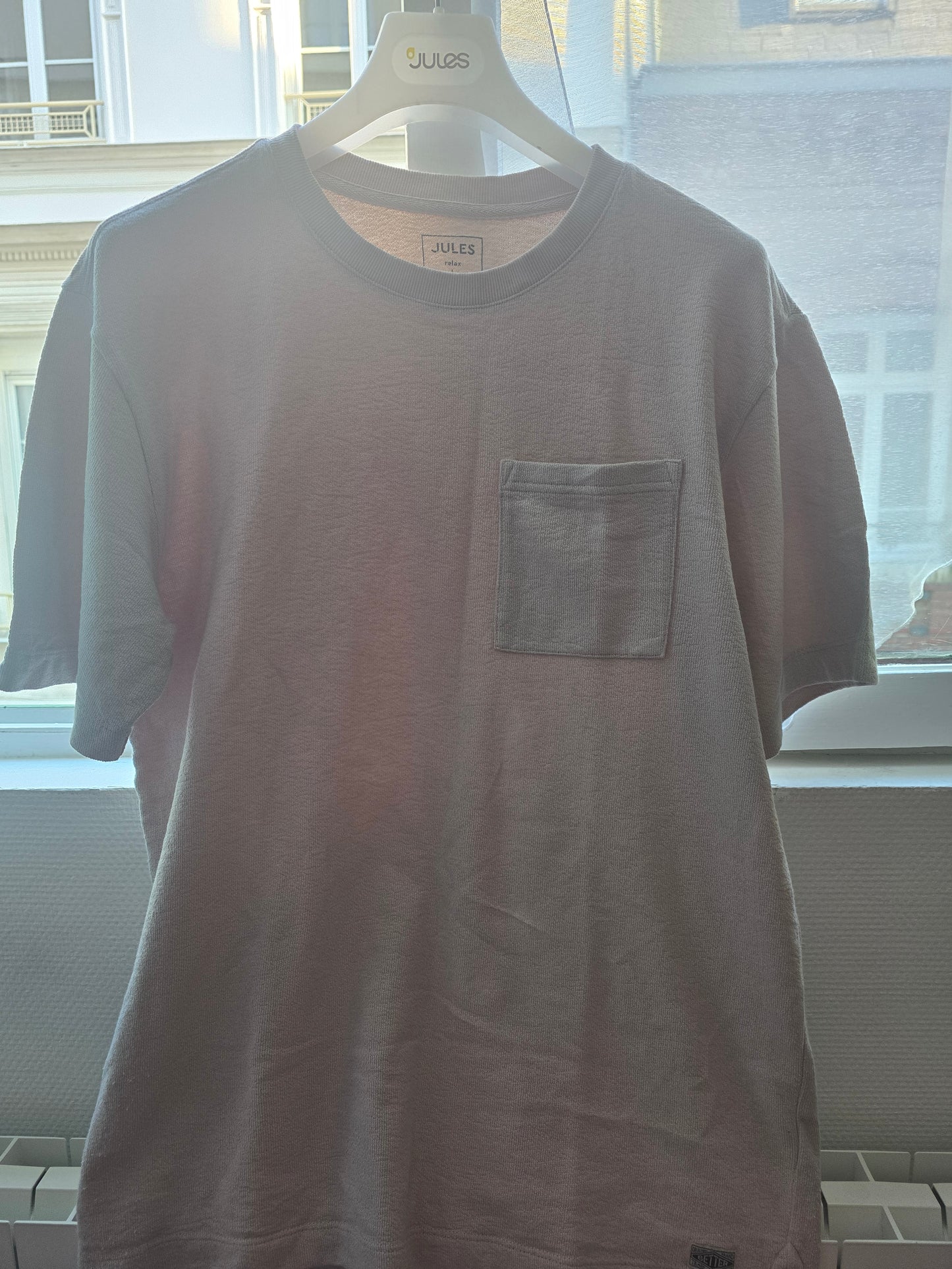 T-shirt beige