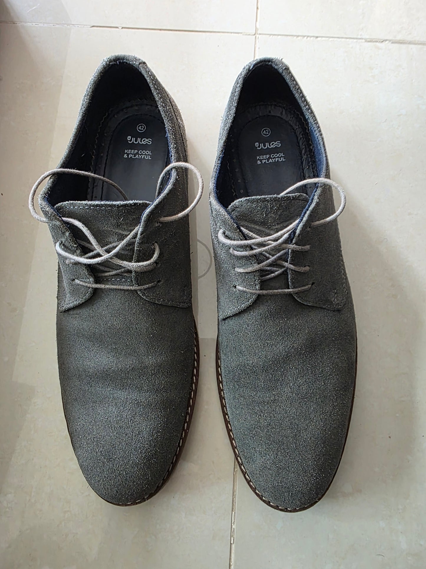 Chaussures nubuck grises