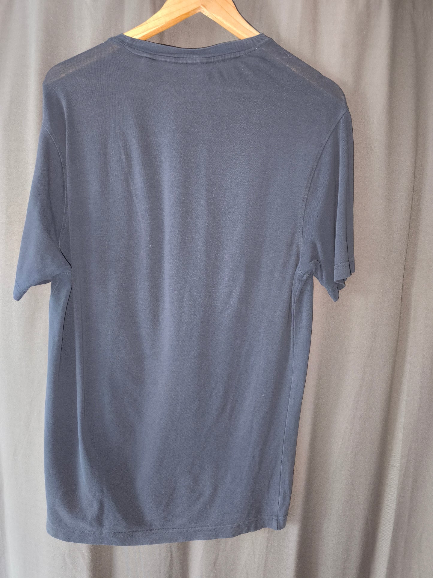tee shirt bleu