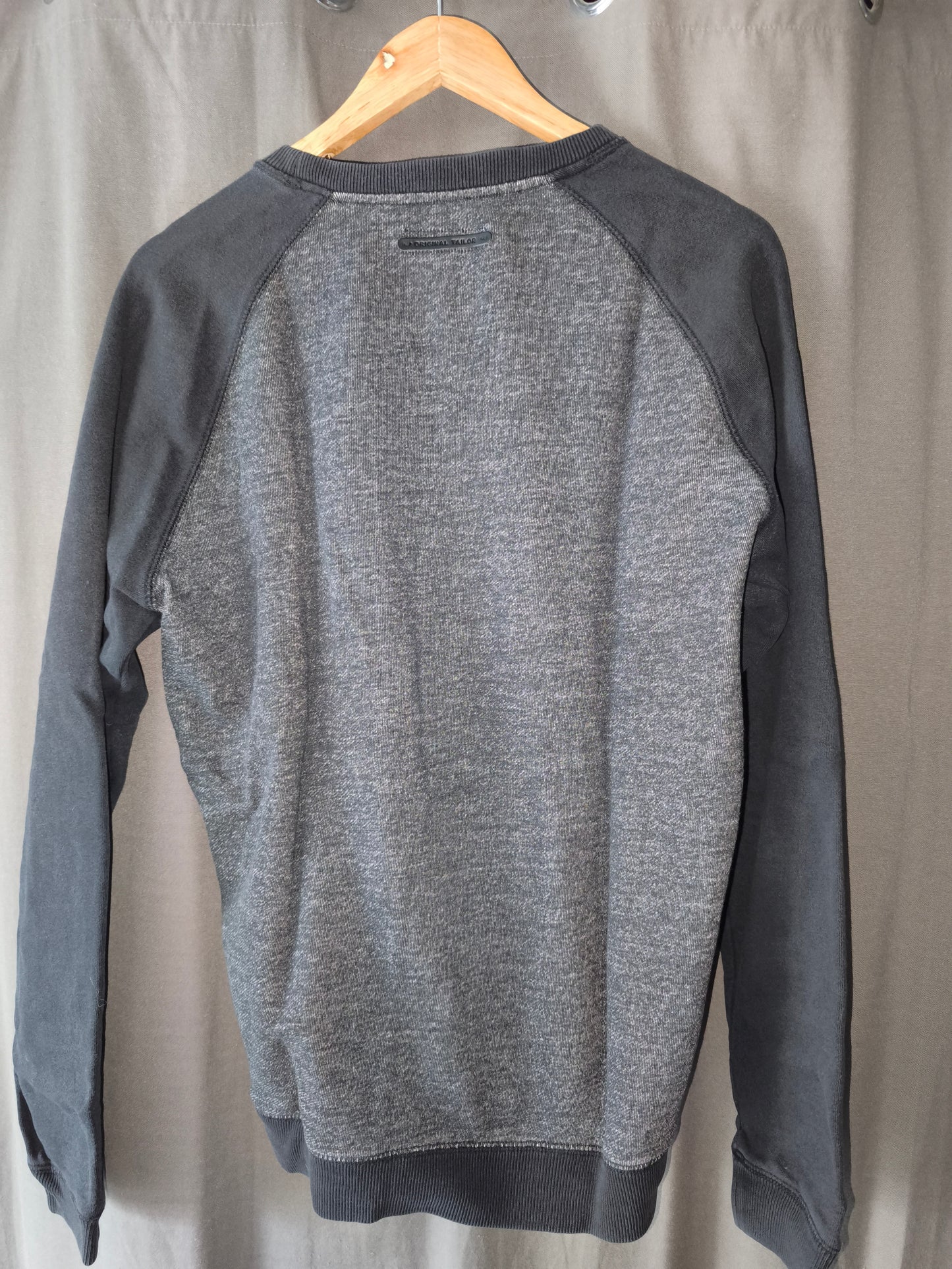 sweat gris