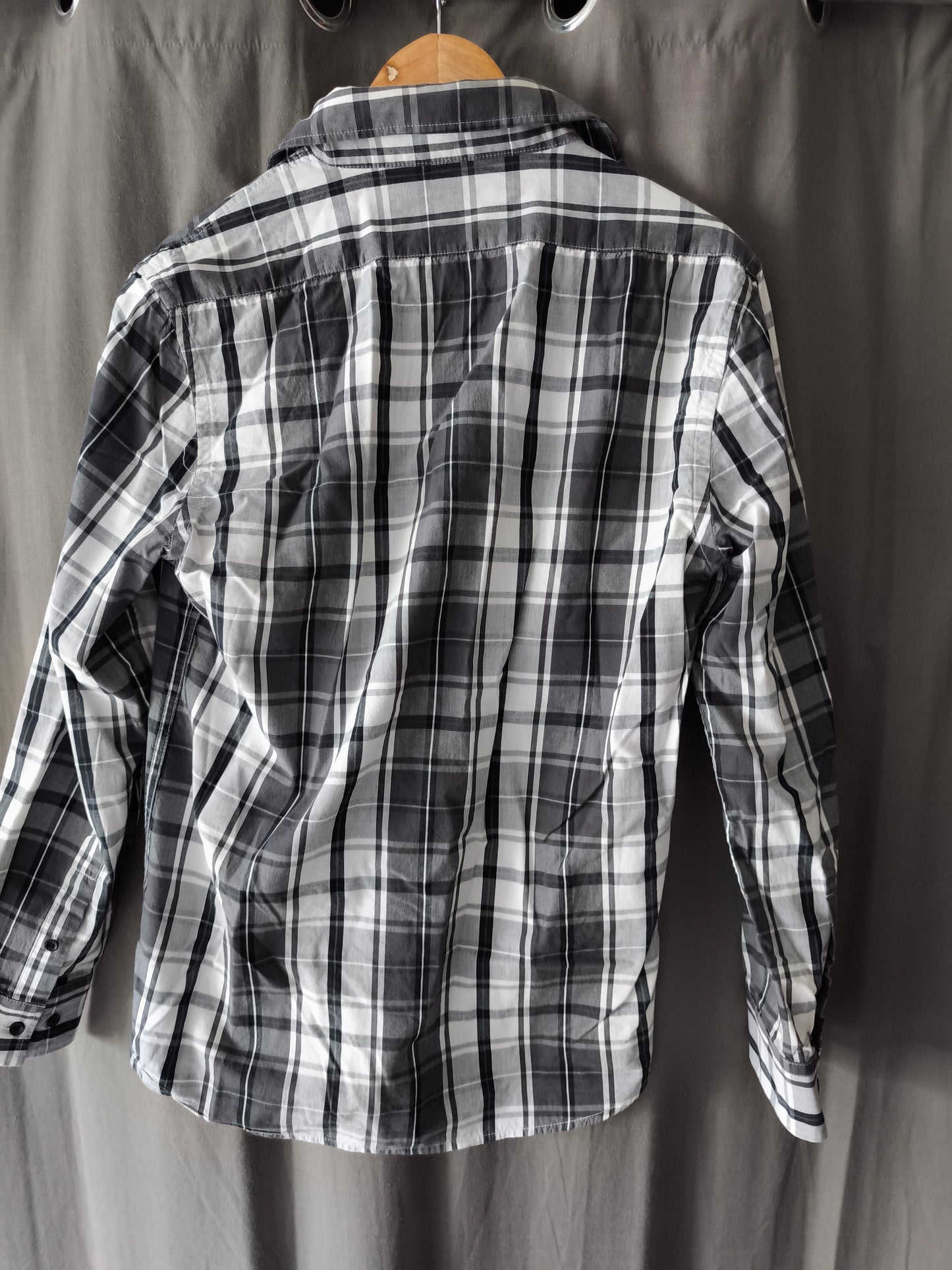 chemise a carreaux grise