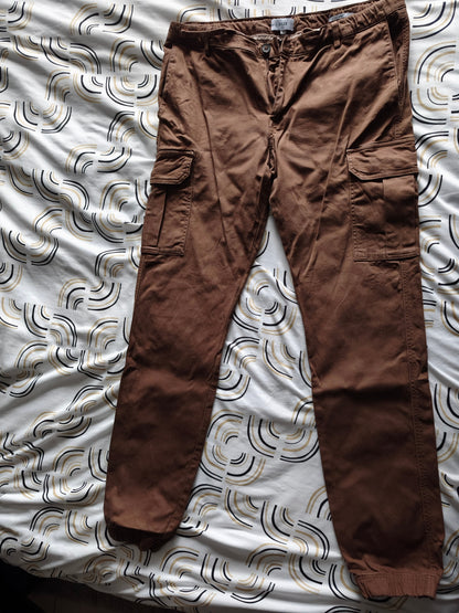 Pantalon cargo
