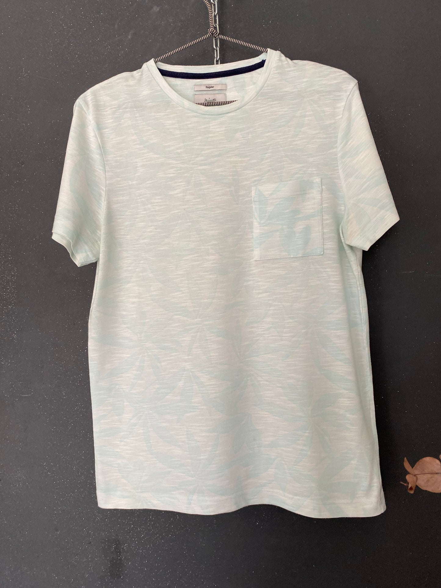 Teeshirt (h) vert d’eau motifs feuilles - regular