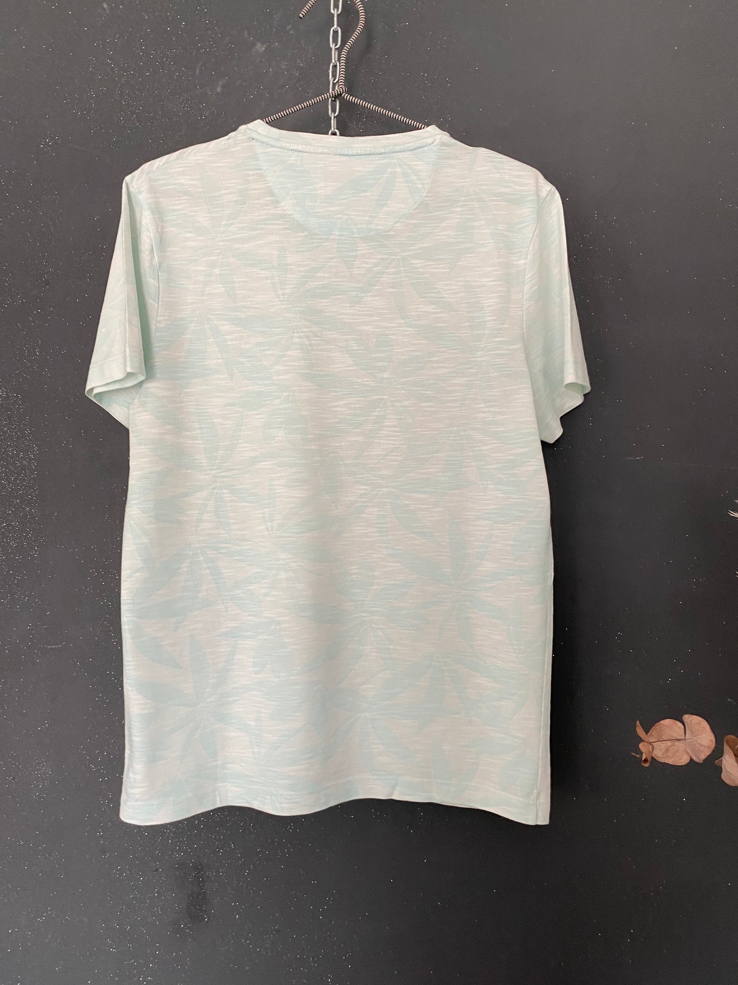 Teeshirt (h) vert d’eau motifs feuilles - regular