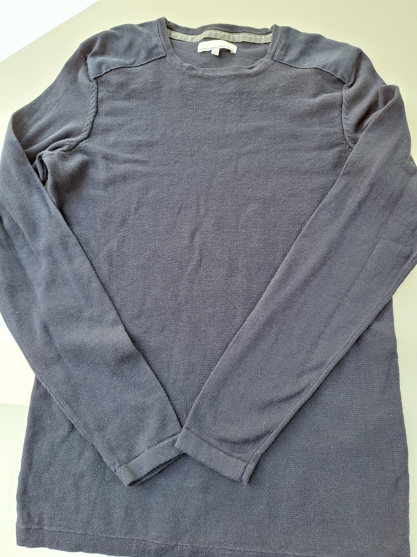 Pull patch épaules