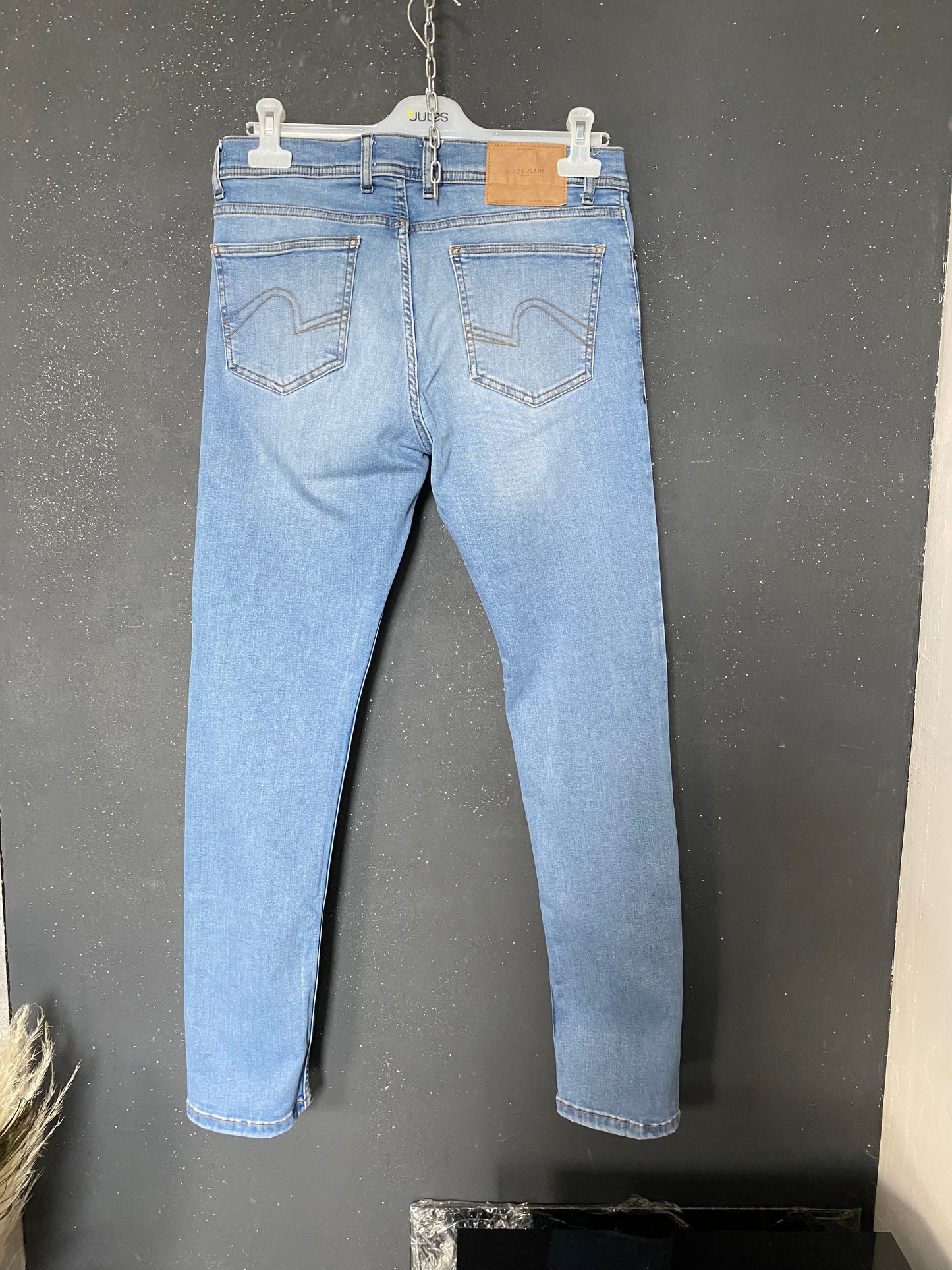 Jean’s (c) bleu clair W38L32 slim et Tom