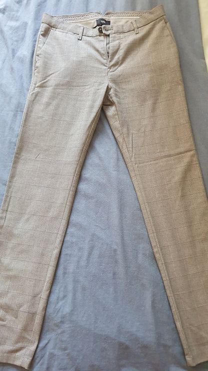 Pantalon chino à carreaux