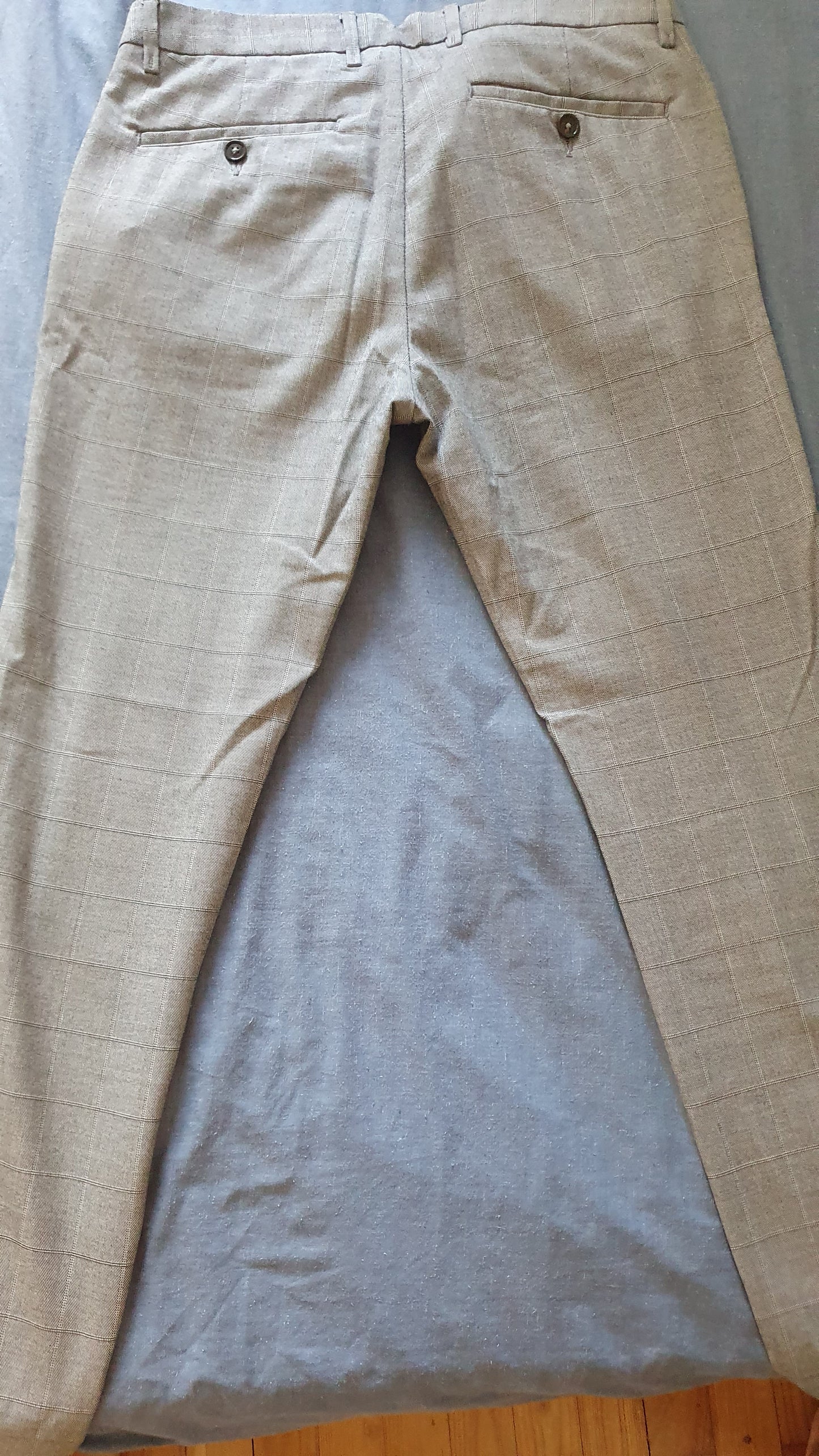 Pantalon chino à carreaux